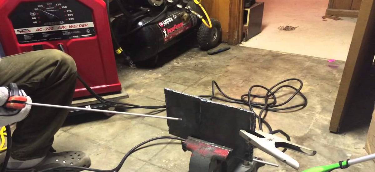 What Size Breaker for Lincoln 225 Arc Welder?